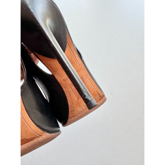 GIVENCHY Black Leather Gold Shark Lock Slingback Pointed Toe Pumps, Size 36 - Picture 12 of 16